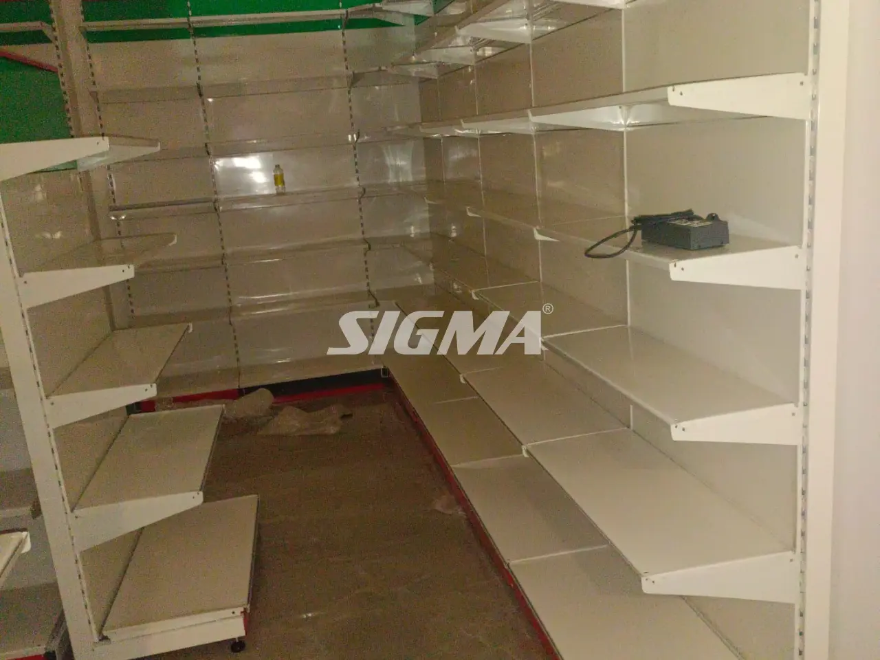 221672368_display-shelves-installation-Jaipur.webp