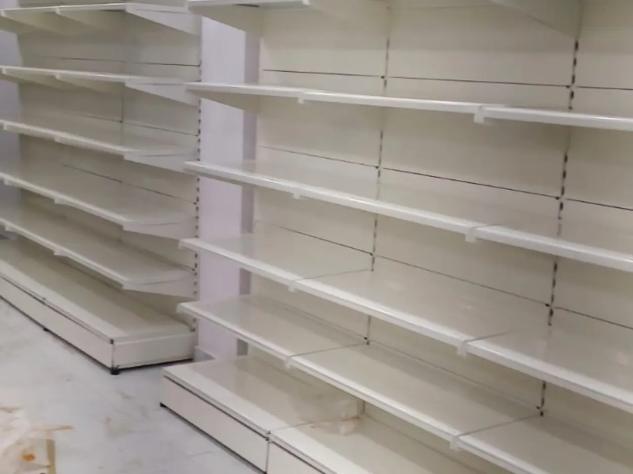Best Display Racks Installation in Patna