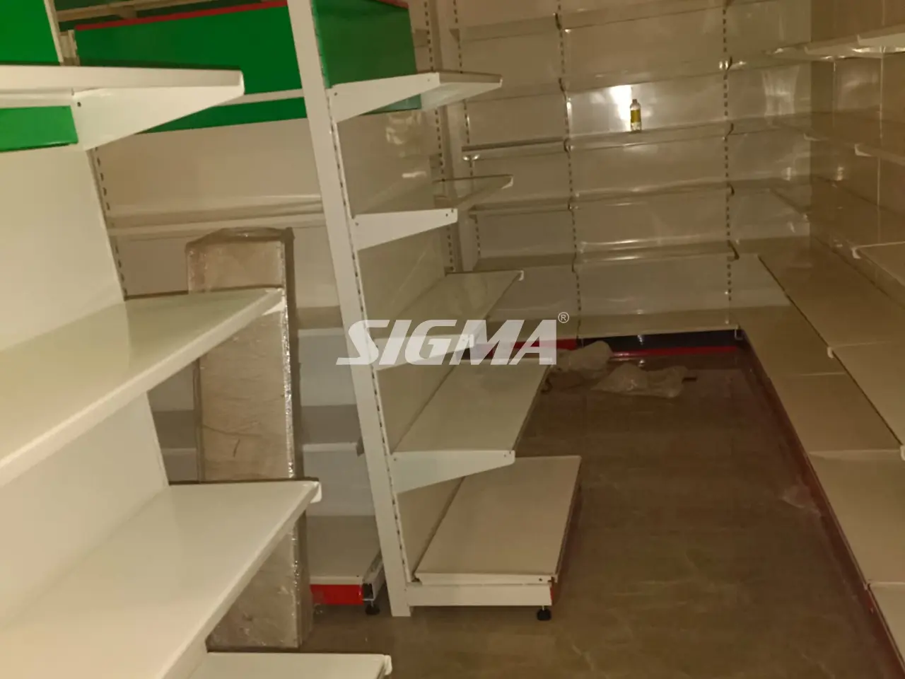 473371467_center-display-shelves-Jaipur.webp